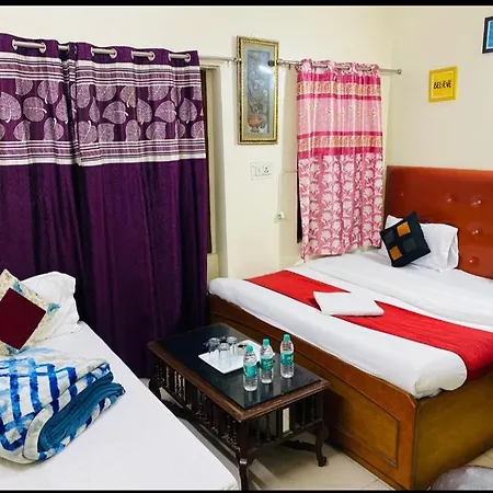 The Super Residency - Near Nizamuddin Markaz & Auliya Dargha New Delhi Exterior photo